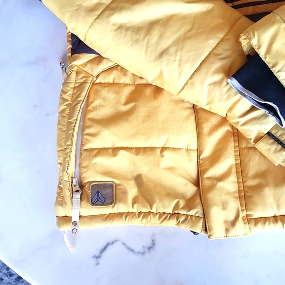 Section VTG Y2K Retro Nylon Snowboard Ski Jacket Women's Size XSmall - Picture 5 of 16